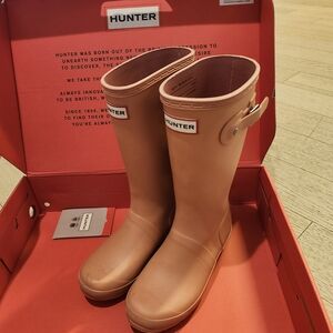 Hunter Pink Rain Boots US3